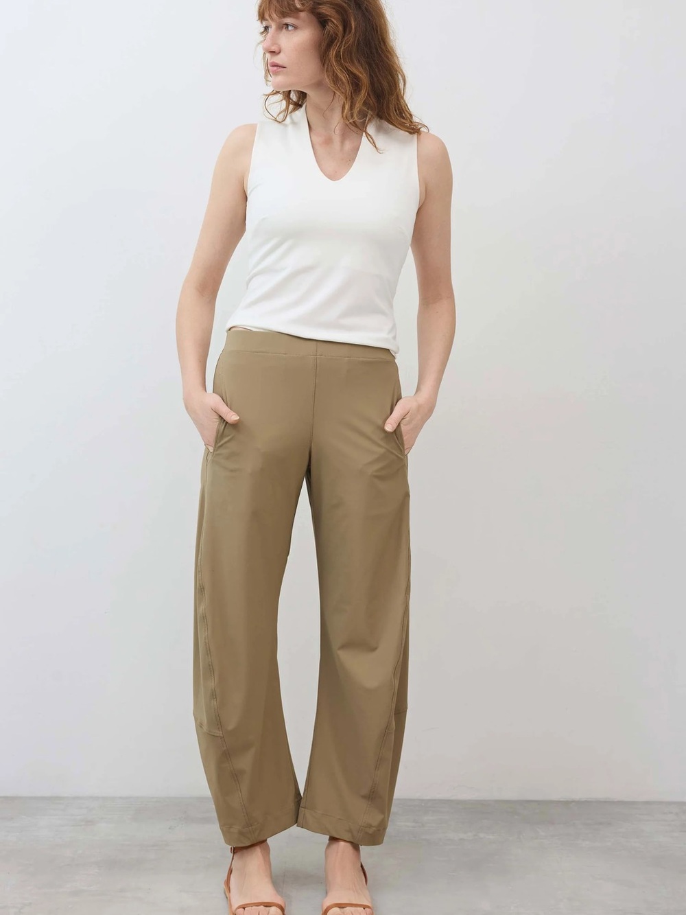 NWT RUTI ON THE LOOSE WORK PANT IN DUNE 2